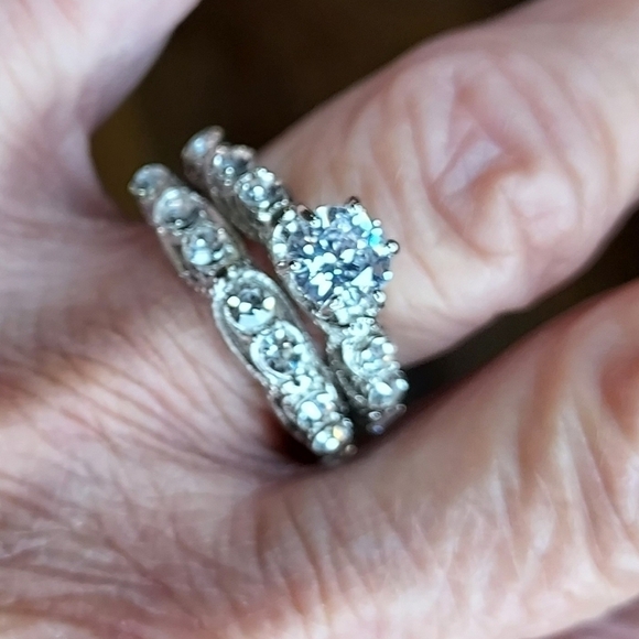 Women's engagement set size 8 new cubic zirconia silver tone co… - Picture 9 of 12